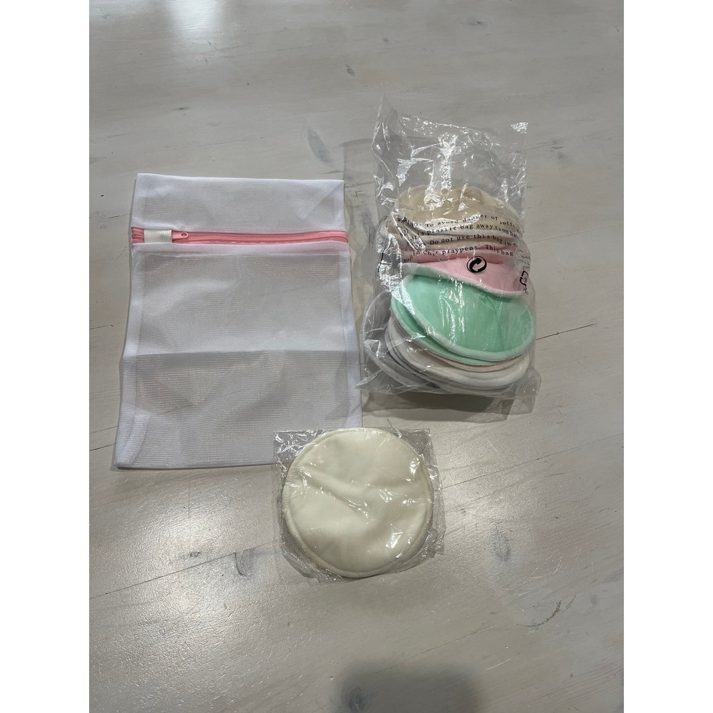 Brand new‎ Breastfeeding Nursing Pads and laundry bag
